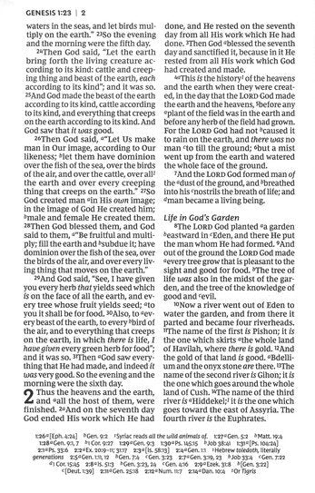 NKJV Compact Paragraph Style Bible with Zipper Black