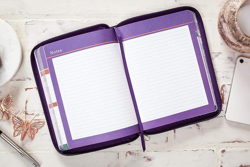 2027 12-Month Planner Zippered: This is the Day