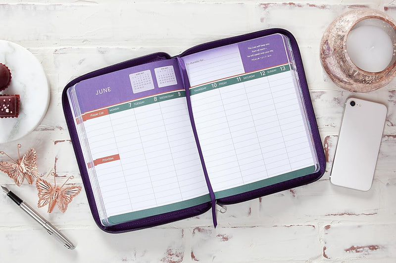 2027 12-Month Planner Zippered: This is the Day