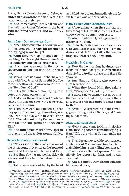 NKJV Large Print Verse-by-Verse Reference Bible Black Leathersoft